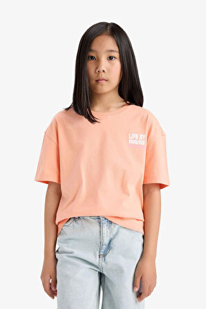 DeFacto Kız Çocuk Relax Fit Bisiklet Yaka Sırt Baskılı Kısa Kollu Tişört E0354A825SMOG189