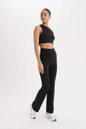 DeFactoFit Flare Fit Sporcu İnce Eşofman Altı Beli Saran İspanyol Paça Standart Boy C5275AX25SPBK81