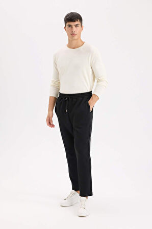 DeFacto Siyah Eşofman Altı Twill Slim Fit Dar Kesim Beli Bağcıklı Cepli Düz Paça D9708AX24AUBK81