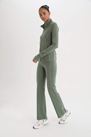DeFactoFit Flare Fit Sporcu İnce Eşofman Altı İspanyol Paça Standart Boy Basic Düz B3988AX25SPKH458