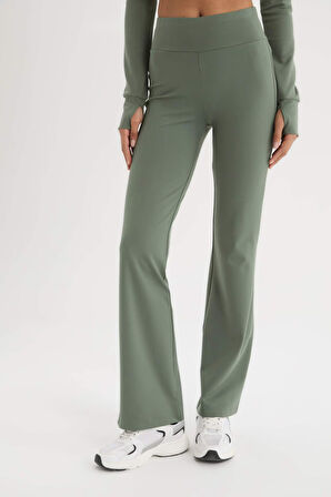 DeFactoFit Flare Fit Sporcu İnce Eşofman Altı İspanyol Paça Standart Boy Basic Düz B3988AX25SPKH458