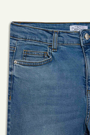 DeFacto Skinny Fit Yüksek Bel Düz Paça Uzun Jean Taş Yıkama Pantolon D8189AX25SPNM85