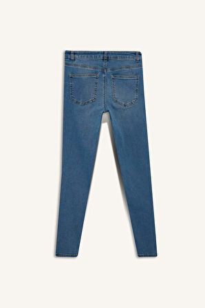 DeFacto Skinny Fit Yüksek Bel Düz Paça Uzun Jean Taş Yıkama Pantolon D8189AX25SPNM85