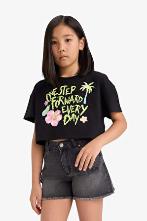 DeFacto Kız Çocuk Crop Bisiklet Yaka Baskılı Kısa Kollu Tişört E0388A825SMBK81