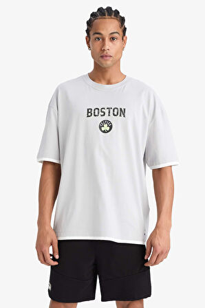 DeFactoFit NBA Boston Celtics Oversize Geniş Kalıp Bisiklet Yaka Sırt Baskılı Kısa Kollu Tişört E0131AX25SPGR91