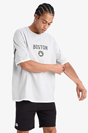 DeFactoFit NBA Boston Celtics Oversize Geniş Kalıp Bisiklet Yaka Sırt Baskılı Kısa Kollu Tişört E0131AX25SPGR91