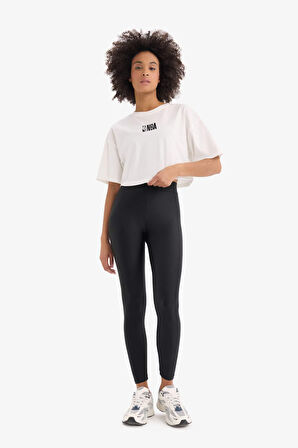 DeFactoFit NBA Wordmark Oversize Geniş Kalıp Bisiklet Yaka Nakış Baskı Sporcu Kısa Kollu Tişört