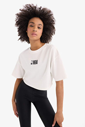 DeFactoFit NBA Wordmark Oversize Geniş Kalıp Bisiklet Yaka Nakış Baskı Sporcu Kısa Kollu Tişört