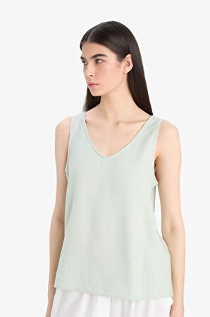 Regular Fit V Yaka Kolsuz Bluz