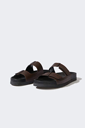 DeFacto Erkek Düz Taban Çift Bantlı Suni Deri Terlik E6249AX25HSBN45