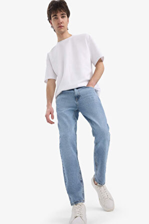 DeFacto %100 Pamuk 90's Slim Fit Dar Kalıp Yüksek Bel Dar Paça Kar Yıkamalı Jean Pantolon F0161AX25SPNM39