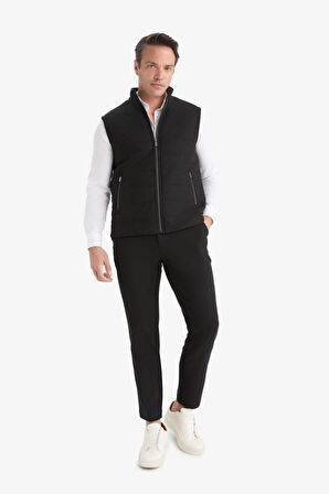 Slim Fit Dar Kesim Dik Yaka Fermuarlı Yelek
