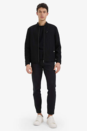 Slim Fit Dar Kesim Dik Yaka Fermuarlı Mont