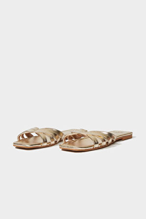 DeFacto Kadın Düz Taban Suni Deri Terlik C3718AX25HSGD1