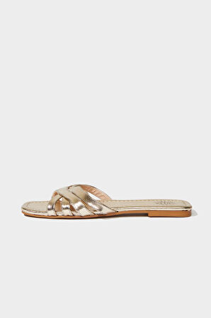 DeFacto Kadın Düz Taban Suni Deri Terlik C3718AX25HSGD1