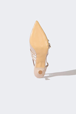 DeFacto Kadın Çift Bantlı Yüksek Taban Suni Deri Topuklu Sandalet E7247AX25SPBG26