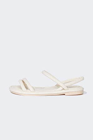 DeFacto Kadın Düz Taban Suni Deri Sandalet D0765AX25HSBG26