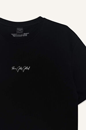 DeFacto %100 Pamuk Diego Velazquez Regular Fit Bisiklet Yaka Sırt Baskılı Kısa Kollu Tişört D7062AX25SPBK81