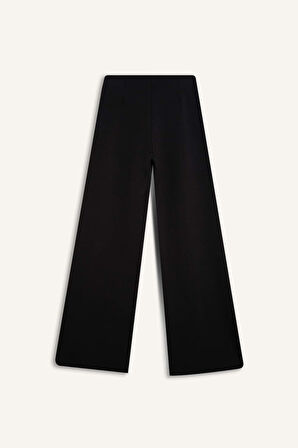 DeFacto Wide Leg Standart Boy Basic Düz Geniş Bol Paça Eşofman Altı E7952AX25SPBK81