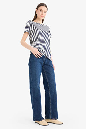 DeFacto Regular Fit Kayık Yaka Çizgili Kısa Kollu Tişört D4534AX25SMNV207