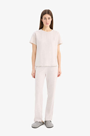 DeFacto Regular Fit Pijama Takımı Kısa Kollu Pijama Üstü Esnek Belli Uzun Pijama Altı-Fall in Love E5820AX25SPBG588