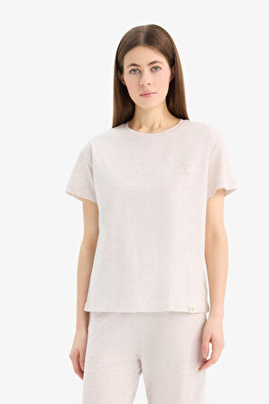 DeFacto Regular Fit Pijama Takımı Kısa Kollu Pijama Üstü Esnek Belli Uzun Pijama Altı-Fall in Love E5820AX25SPBG588