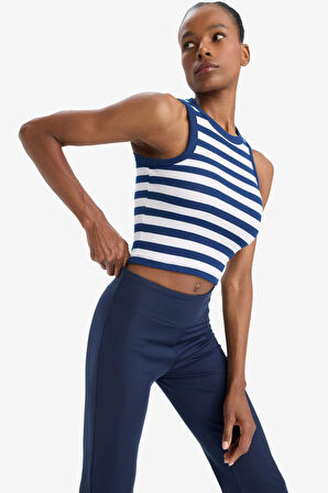 DeFactoFit Standart Fit Çizgili Bisiklet Yaka Sporcu Atlet D9316AX25SPNV241