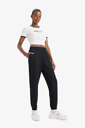 DeFactoFit Slim Fit Dar Kesim Bisiklet Yaka Baskılı Sporcu Ribana Kısa Kollu Tişört E4796AX25SPER136