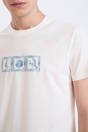 Slim Fit Dar Kesim Bisiklet Yaka Baskılı Kısa Kollu Tişört