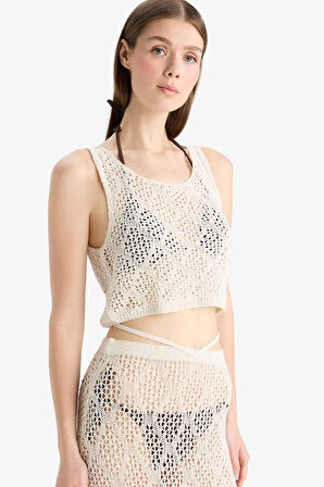 Yuvarlak Yaka Crop Kolsuz Triko Beyaz Plaj Üstü-Fall in Love 