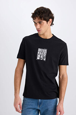 DeFacto %100 Pamuk Regular Fit Bisiklet Yaka Baskılı Kısa Kollu Tişört E0581AX25SMBK81