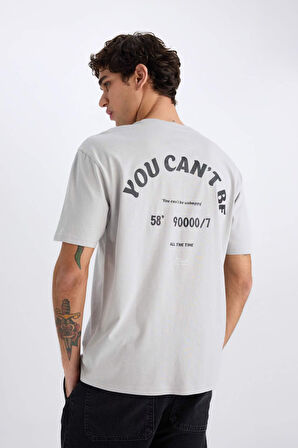 DeFacto %100 Pamuk Boxy Fit Bisiklet Yaka Sırt Baskılı Kısa Kollu Tişört E0582AX25SMGR91