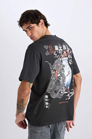 DeFacto %100 Pamuk Boxy Fit Bisiklet Yaka Sırt Baskılı Kısa Kollu Tişört E0908AX25SMAR221