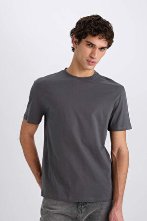 DeFacto New Regular Fit Bisiklet Yaka Basic Düz %100 Pamuk Kısa Kollu Tişört V7699AZ25SPAR9