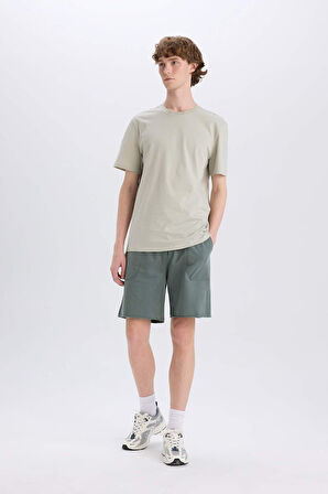 DeFacto New Regular Fit Bisiklet Yaka Basic Düz %100 Pamuk Kısa Kollu Tişört V7699AZ25SPKH478