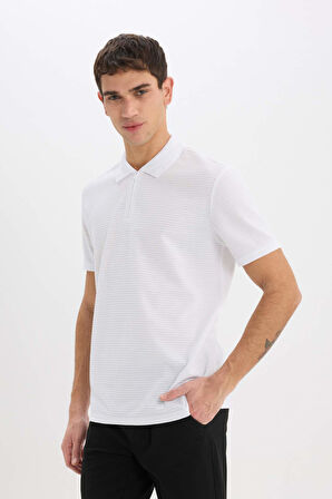 DeFacto Regular Fit Polo Yaka Fermuarlı Kısa Kollu Tişört E4233AX25SMWT32