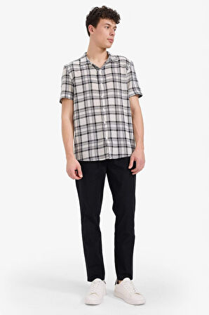 DeFacto Regular Fit Polo Yaka Kareli Yazlık Pamuklu Kısa Kollu Gömlek D7661AX25SPER42