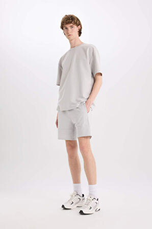 DeFacto Slim Fit Dar Kesim Dar Paça Basic Düz Şort B8674AX25SPGR184