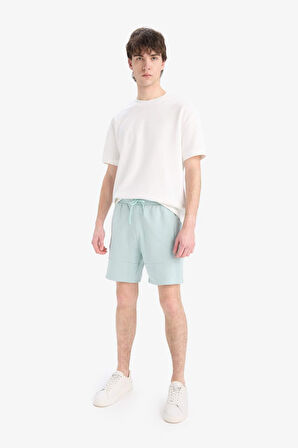 Slim Fit Dar Kesim Dar Paça Basic Düz Şort