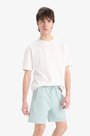 DeFacto Slim Fit Dar Kesim Dar Paça Basic Düz Şort B8674AX25SPGN1093