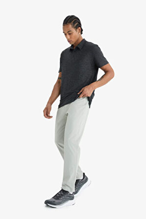 DeFactoFit Slim Fit Dar Kesim Standart Paça Esnek Multifonksiyonel Dokuma Sporcu Pantolon E3333AX25SPGR321