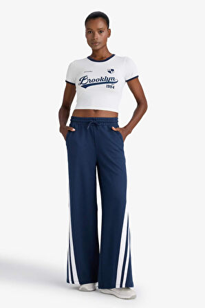 DeFactoFit Crop Bisiklet Yaka Baskılı Sporcu Kısa Kollu Tişört