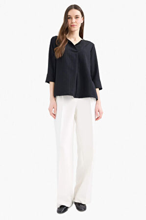 Regular Fit Kaçık Yaka Basic Düz Yarım Kollu Bluz