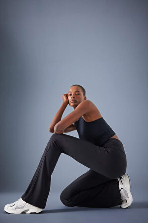 DeFactoFit Flare Fit Beli Saran İspanyol Paça Standart Boy Sporcu Eşofman Altı