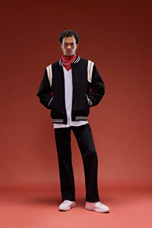 Su Geçirmez Regular Fit Kolej Yaka Bomber Çıtçıtlı İç Cepli Mont