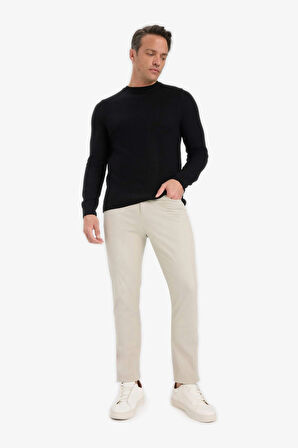 Defacto F1777 Siyah Standart Fit Bisiklet Yaka Basic Dokulu Triko Kazak