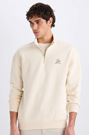 DeFacto Comfort Regular Fit Rahat Kalıp Fermuarlı Dik Yaka Baskılı Sweatshirt C6132AX25SPBG700
