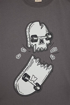 DeFacto Erkek Çocuk Bisiklet Yaka Kaykay Baskılı Kısa Kollu Tişört D9293A825SMAR129