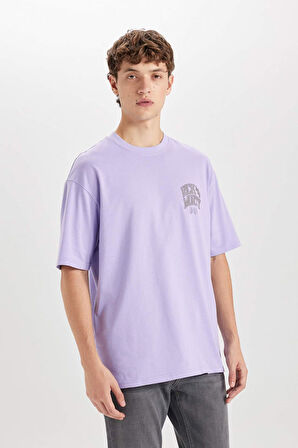 DeFacto %100 Pamuk Rick and Morty Boxy Fit Bisiklet Yaka Sırt Baskılı Kısa Kollu Tişört D5465AX25SPPR479