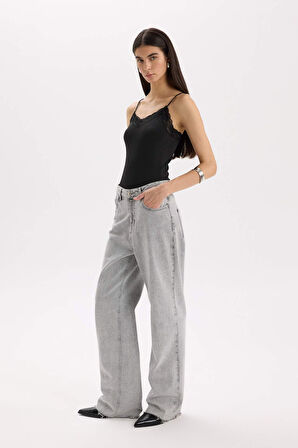 Yılbaşı Temalı Slim Fit Dar Kesim V Yaka Atlet